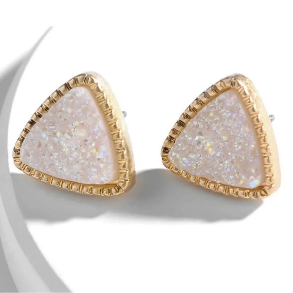 Triangle earring set (both pairs!)